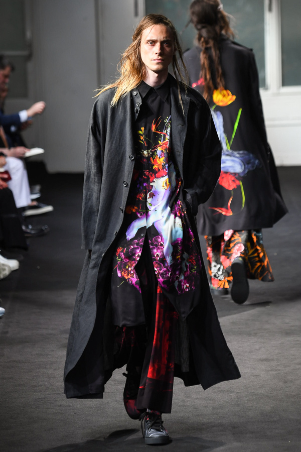 ヨウジヤマモト(Yohji Yamamoto) 2019年春夏メンズコレクション  - 写真85