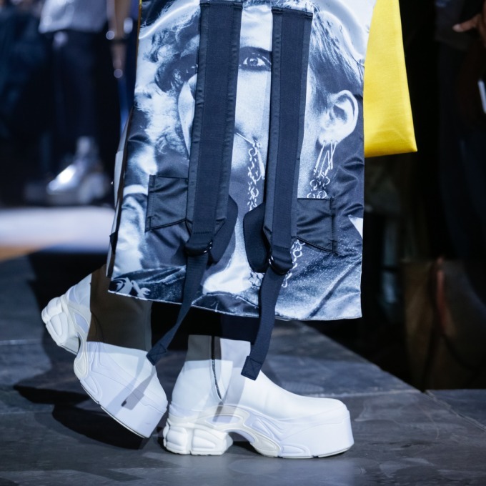 アディダス バイ ラフ・シモンズ(adidas by Raf Simons) オズウィーゴ｜写真1