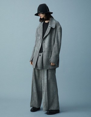 Y's 2018-19年秋冬コレクション - 人の手で作られる“服”の力強さ｜写真9