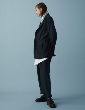 Y's 2018-19年秋冬コレクション - 人の手で作られる“服”の力強さ｜写真20