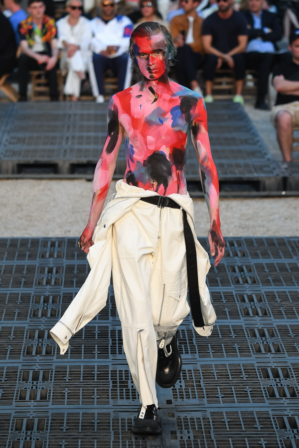 アレキサンダー・マックイーン(Alexander McQueen) 2019年春夏メンズコレクション シルエット - 写真23