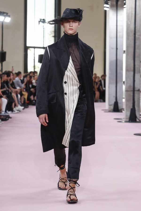 アン ドゥムルメステール(ANN DEMEULEMEESTER) 2019年春夏ウィメンズ&メンズコレクション  - 写真12