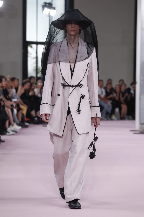 アン ドゥムルメステール(ANN DEMEULEMEESTER) 2019年春夏 アン ドゥムルメステール(ANN DEMEULEMEESTER) 2019年春夏