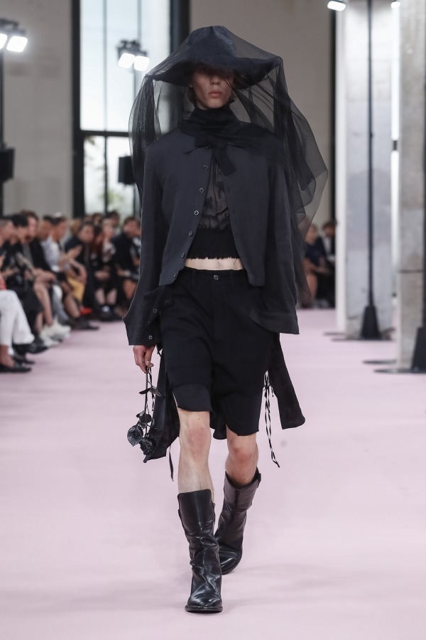 アン ドゥムルメステール(ANN DEMEULEMEESTER) 2019年春夏ウィメンズ&メンズコレクション  - 写真37