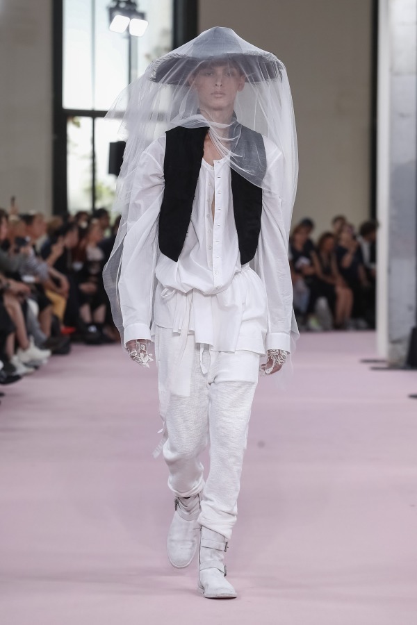 アン ドゥムルメステール(ANN DEMEULEMEESTER) 2019年春夏ウィメンズ&メンズコレクション  - 写真38