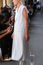 クリスチャンダダ 2019年春夏コレクション - 荒木経惟と描く色の世界｜写真11