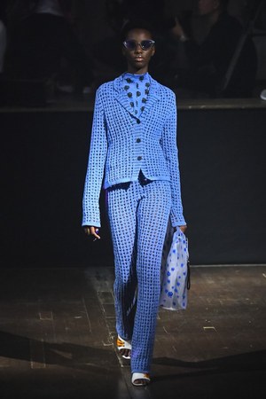 ケンゾー 2019年春夏ウィメンズコレクション - 服の上で“出会う”奇跡｜写真19
