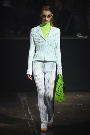 ケンゾー 2019年春夏ウィメンズコレクション - 服の上で“出会う”奇跡｜写真21