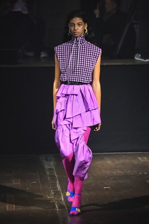 ケンゾー 2019年春夏ウィメンズコレクション - 服の上で“出会う”奇跡｜写真36