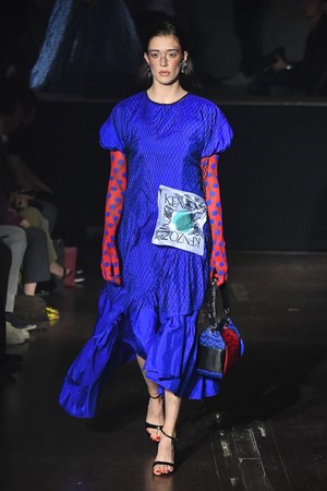 ケンゾー 2019年春夏ウィメンズコレクション - 服の上で“出会う”奇跡｜写真48