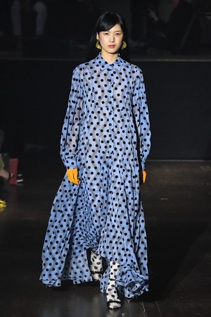 ケンゾー 2019年春夏ウィメンズコレクション - 服の上で“出会う”奇跡｜写真50