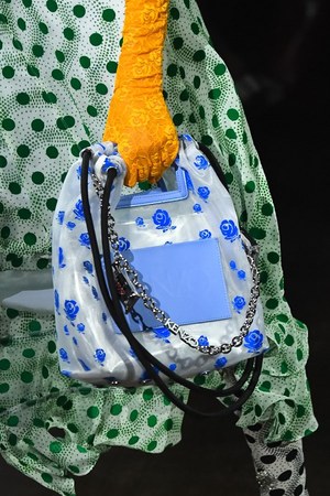 ケンゾー 2019年春夏ウィメンズコレクション - 服の上で“出会う”奇跡｜写真52