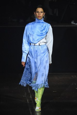 ケンゾー 2019年春夏ウィメンズコレクション - 服の上で“出会う”奇跡｜写真57