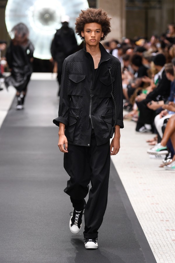 ワイスリー(Y-3) 2019年春夏ウィメンズ&メンズコレクション  - 写真6