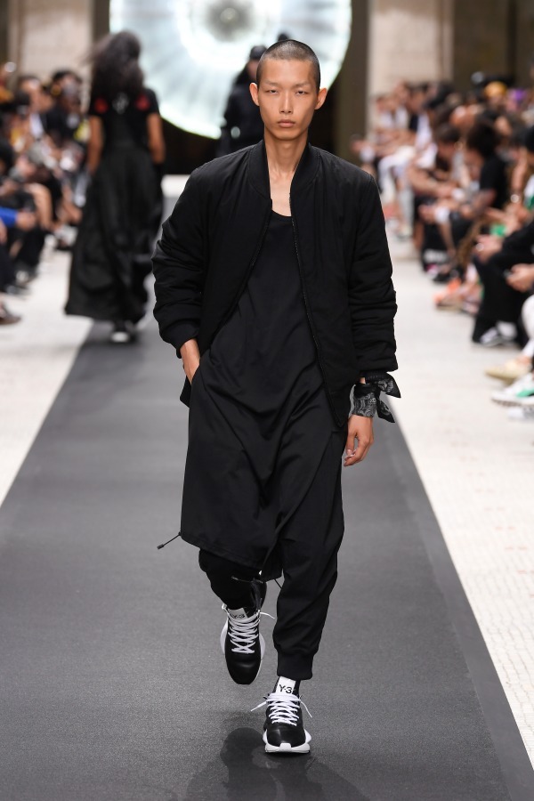 ワイスリー(Y-3) 2019年春夏ウィメンズ&メンズコレクション  - 写真11