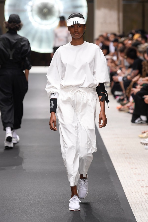 ワイスリー(Y-3) 2019年春夏ウィメンズ&メンズコレクション  - 写真22