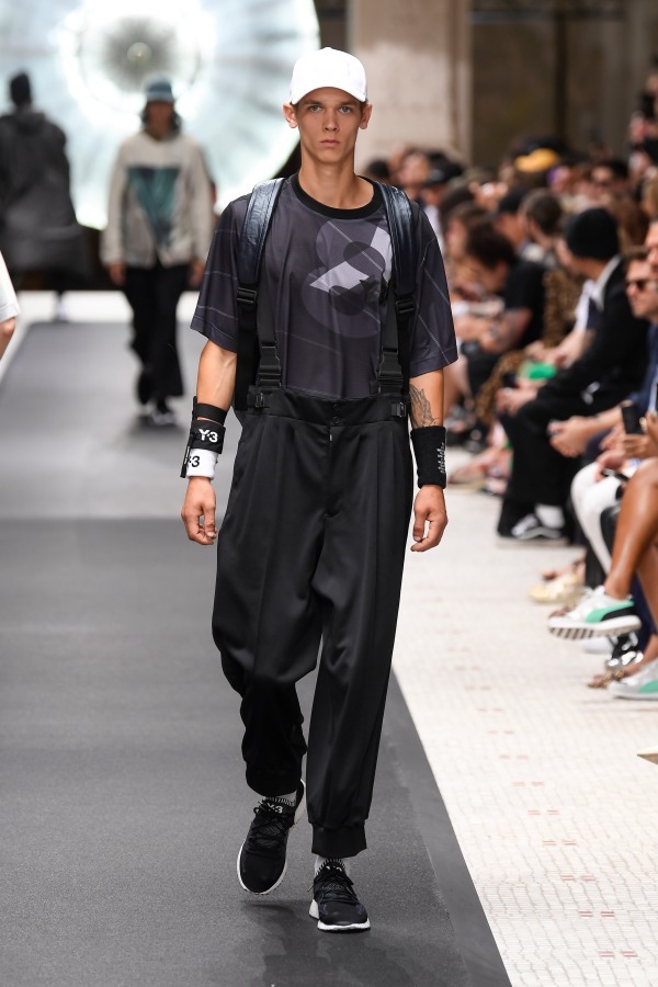 ワイスリー(Y-3) 2019年春夏ウィメンズ&メンズコレクション シルエット - 写真39