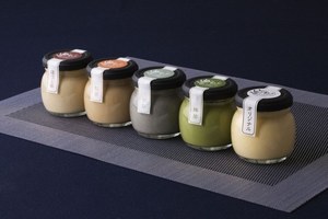 日本初・茶室付き和風ぷりん専門店「善光寺ぷりん」長野に、地元の拘りミルク＆厳選茶葉を使用｜写真1