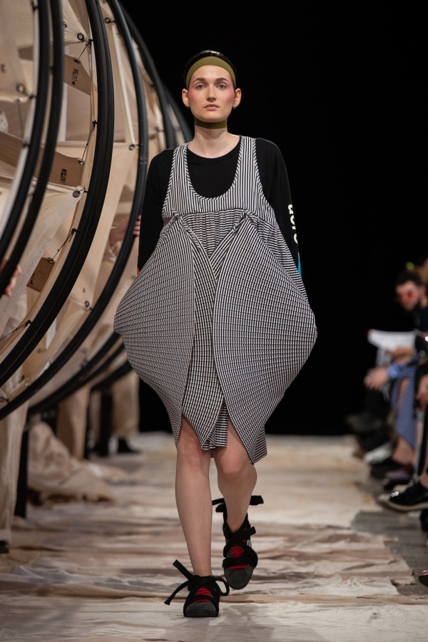ヘンリック ヴィブスコフ 2019年春夏<span>コレクション</span> - 写真21