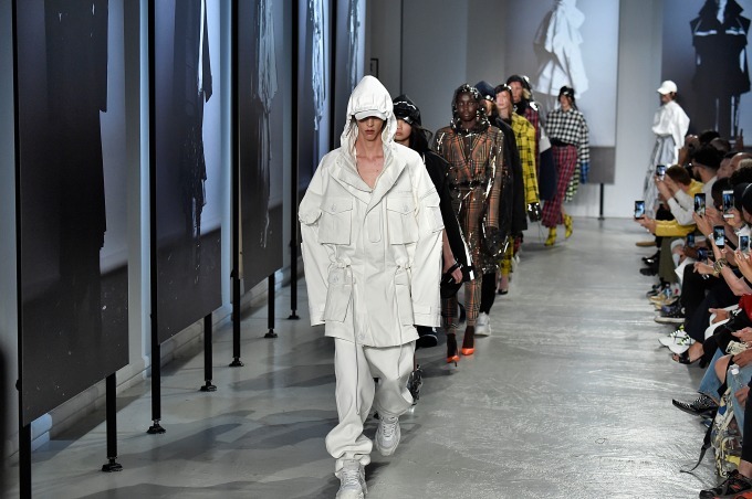 ジュン・ジー 2019年春夏<span>コレクション</span> - 写真38