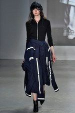 ジュン・ジー(JUUN.J) 2019年春夏コレクション - 重ねて増幅するモードの妙｜写真15