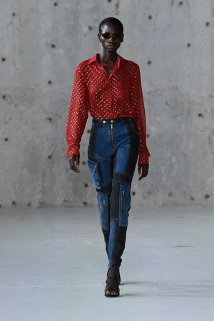 ゲーエムベーハー(GmbH) 2019年春夏ウィメンズ&メンズコレクション  - 写真3