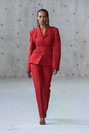 ゲーエムベーハー(GmbH) 2019年春夏ウィメンズ&メンズコレクション  - 写真10