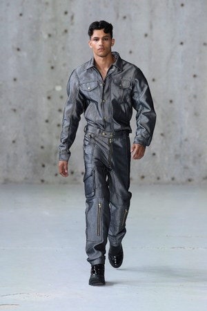 ゲーエムベーハー(GmbH) 2019年春夏ウィメンズ&メンズコレクション  - 写真12