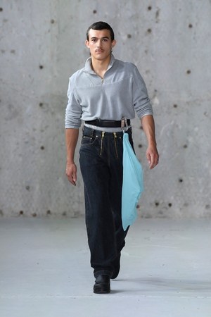 ゲーエムベーハー(GmbH) 2019年春夏ウィメンズ&メンズコレクション  - 写真13