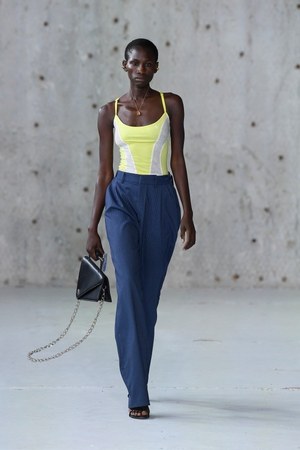 ゲーエムベーハー(GmbH) 2019年春夏ウィメンズ&メンズコレクション  - 写真27