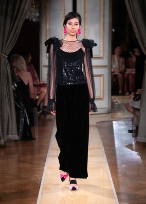 ジョルジオ アルマーニ プリヴェ(GIORGIO ARMANI PRIVÉ) 2018-19年秋冬ウィメンズコレクション  - 写真49