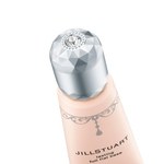 ジルスチュアート　ビューティ、パウダーなのにしっとり新ファンデーションで毛穴レスなハーフマット肌へ｜写真5