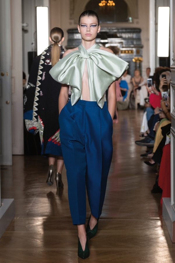 ヴァレンティノ オートクチュール 2018-19年秋冬<span>コレクション</span> - 写真19