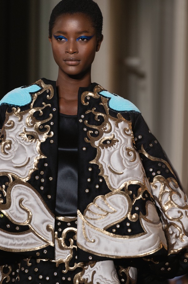 ヴァレンティノ オートクチュール 2018-19年秋冬<span>コレクション</span> - 写真24