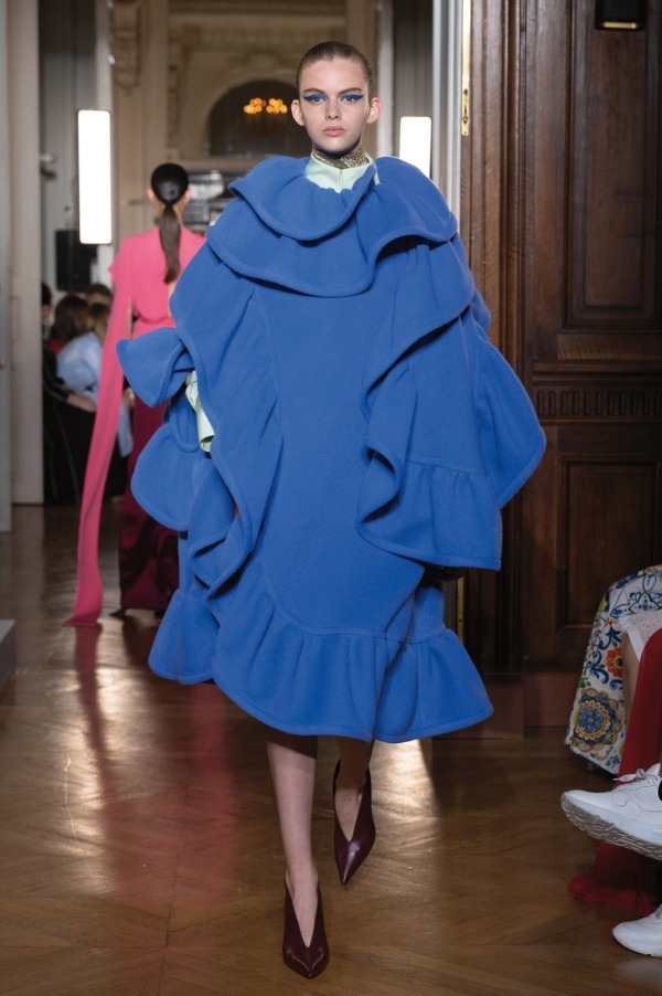 ヴァレンティノ オートクチュール(VALENTINO Haute Couture) 2018-19年秋冬ウィメンズコレクション シルエット - 写真27