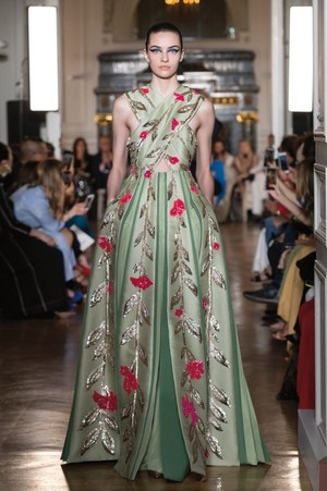 ヴァレンティノ オートクチュール(VALENTINO Haute Couture) 2018-19年秋冬ウィメンズコレクション  - 写真48