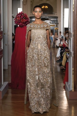 ヴァレンティノ オートクチュール(VALENTINO Haute Couture) 2018-19年秋冬ウィメンズコレクション  - 写真61