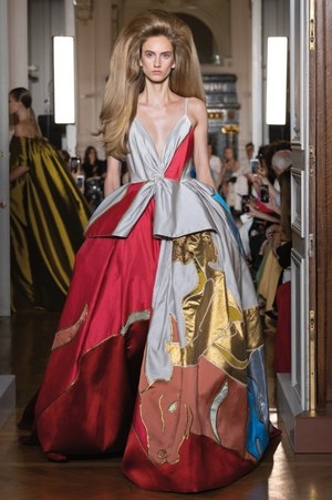 ヴァレンティノ オートクチュール(VALENTINO Haute Couture) 2018-19年秋冬ウィメンズコレクション  - 写真70