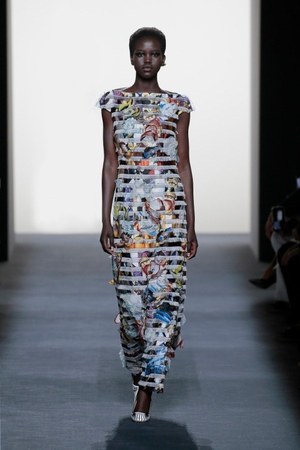 フェンディ オートクチュール(FENDI Haute Couture ) 2018-19年秋冬ウィメンズコレクション  - 写真6