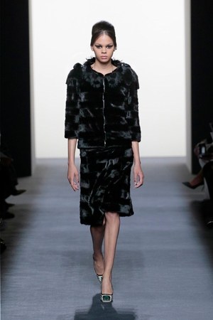 フェンディ オートクチュール(FENDI Haute Couture ) 2018-19年秋冬ウィメンズコレクション  - 写真24