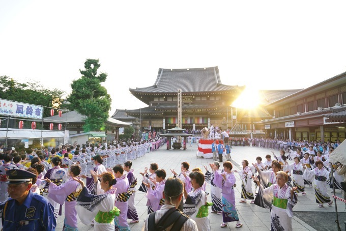 「川崎大師風鈴市」国内外900種3万個の風鈴が集結、川崎大師オリジナル“厄除だるま風鈴”も｜写真2