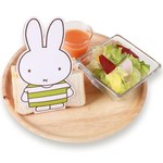 「ミッフィーレッカーカフェ」そごう千葉店で、ミッフィーが夢見るカレーや海に行くパフェ｜写真3