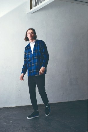 カーリー(CURLY&Co.) 2018-19年秋冬メンズコレクション  - 写真16