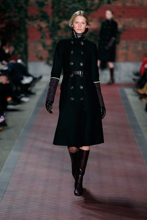 トミー ヒルフィガー 2012-13年秋冬ウィメンズコレクション - 洗練された都会のプレッピー｜写真1