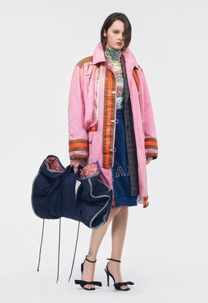 カルバン・クライン 205W39NYC(CALVIN KLEIN 205W39NYC) 2019年リゾートウィメンズ&メンズコレクション  - 写真51