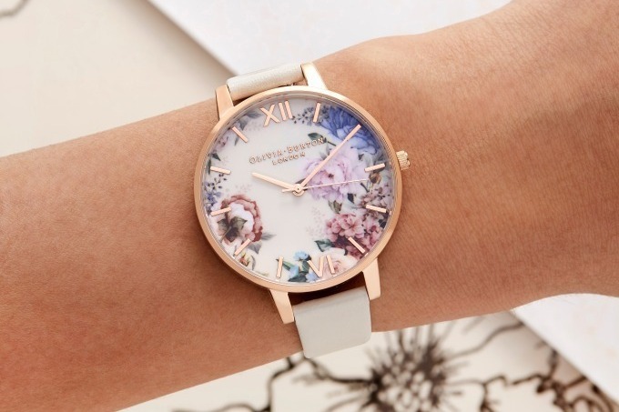 ルミネ｜オリビア・バートンの「フラワーウォッチ」×ヴィンテージアクセサリー、ヒロブ提案のオススメコーデ