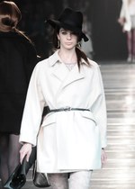 マーキュリーデュオ 2012-13年秋冬コレクション - ミニマルなレディのコーディネイトを披露｜写真7