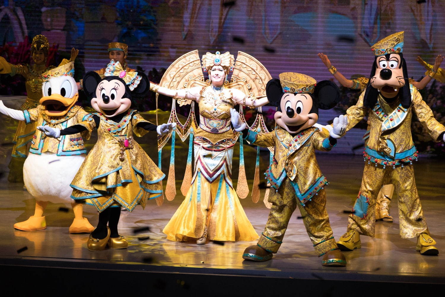 東京ディズニーシーの新ショー ソング オブ ミラージュ ミッキーマウスによる時空を超えた大冒険 ファッションプレス