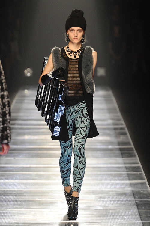 エモダ 2012-13年秋冬 <span>コレクション</span> - 写真4