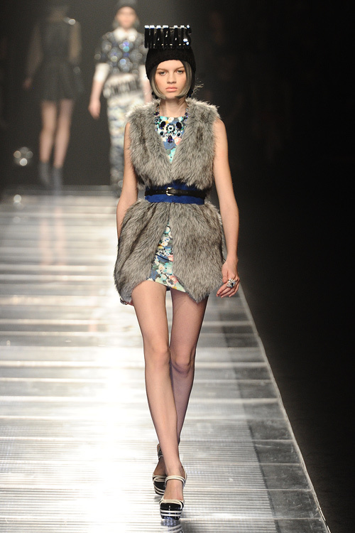 エモダ 2012-13年秋冬 <span>コレクション</span> - 写真14